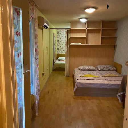 Apartment Karavelov Варна Экстерьер фото
