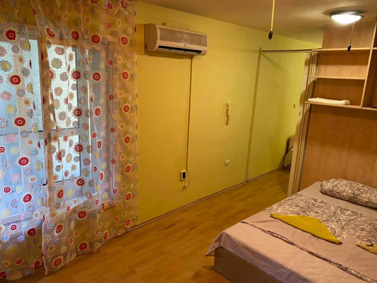 Apartment Karavelov Варна Экстерьер фото