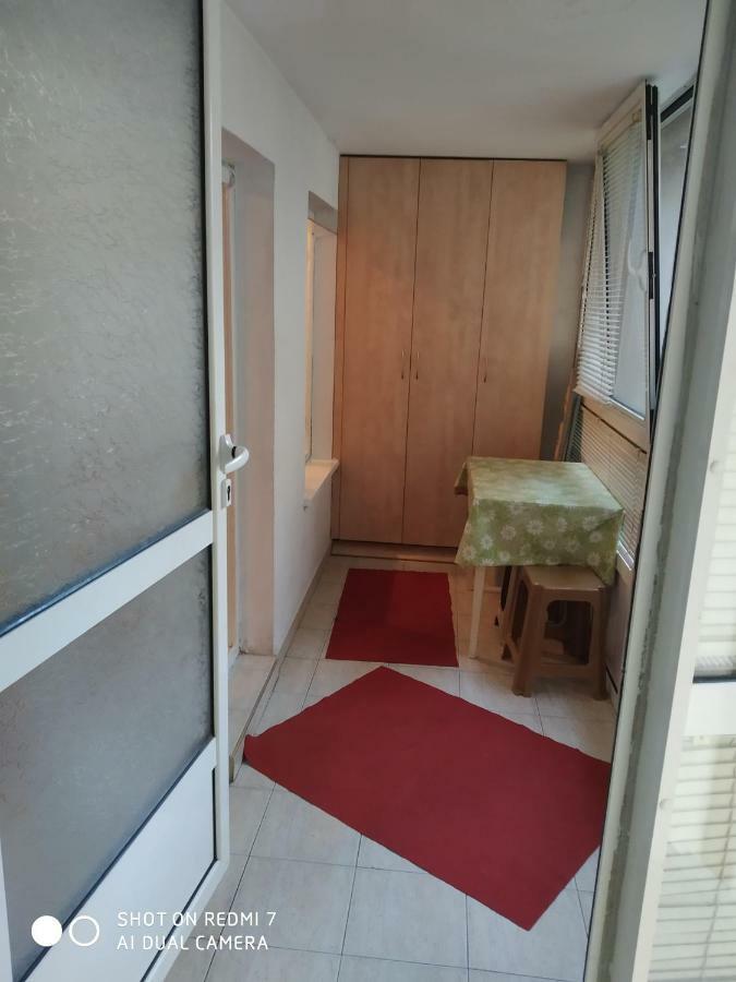 Apartment Karavelov Варна Экстерьер фото